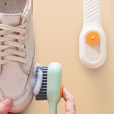 SHOE CLEANING BRUSH.
