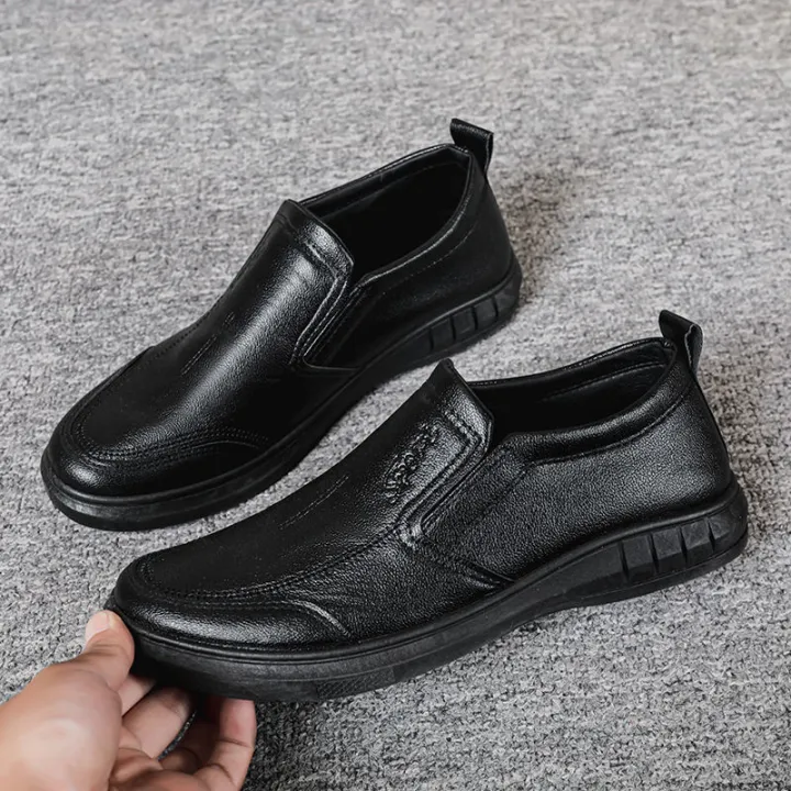 %E2%AD%90%EF%B8%8F%20Genuine%20leather%20men%20casual%20shoes%20canvas%20shoes%20fashion%20casual%20shoes%20women%20men%20beach%20shoes%20-%20Image%204