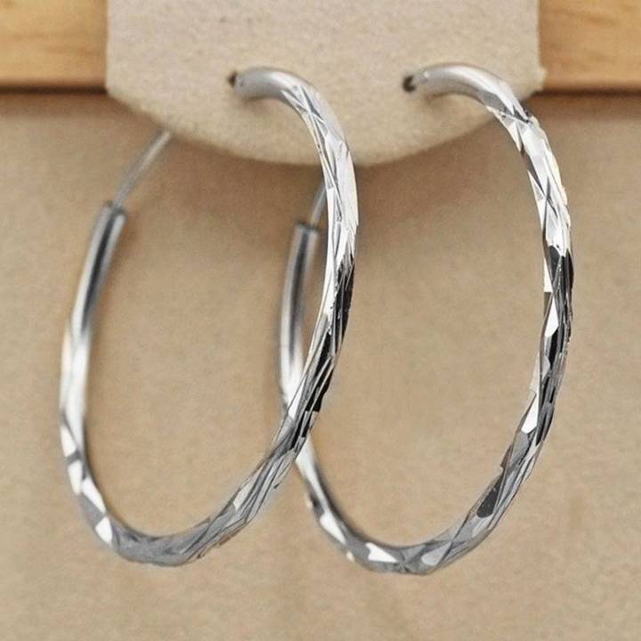 Huitan%20Classic%20Simple%20Hoop%20Earring%20for%20Women%20Gold%20Color%20Geometric%20Pattern%20Suit%20Various%20Occasions%20Metal%20Versatile%20Female%20Jewelry%20-%20Image%206
