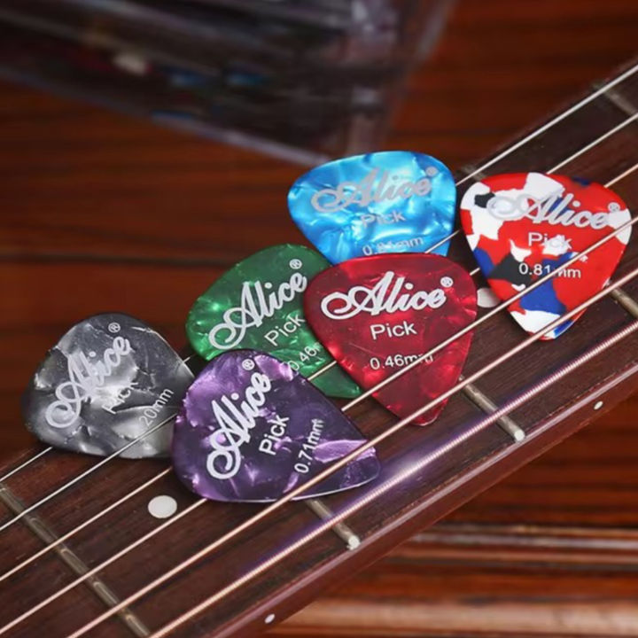 Alice%20Guitar%20Pick%20%7C%20Celluloid%20Guitar%20Pick%20For%20Acoustic%20Electric%20And%20Bass%20Guitar%20%7C%20Multicolour%20-%20Image%204