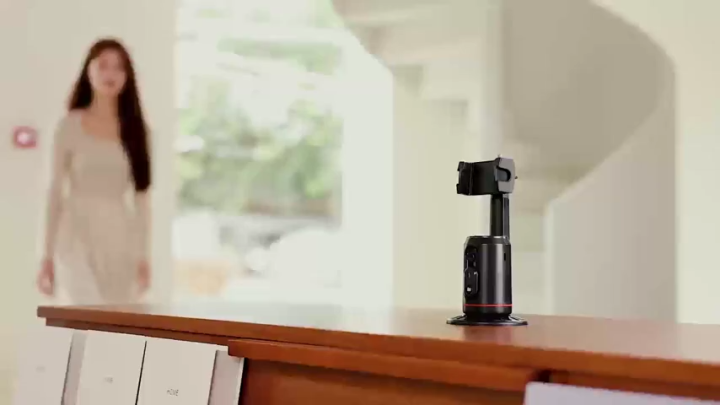 Q02 360° Auto Face Tracking Phone Holder – AI-Powered Smart Gimbal with Gesture Control & Detachable Bluetooth Remote – Professional 360 Rotation Tripod Mount for TikTok, Vlogging, Live Streaming & Reels