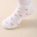 10 Pairs Adorable Kid's Socks - Comfortable Socks Suitable for Boys and Girls, Featuring Stripes and Heart-Shaped Patterns. 