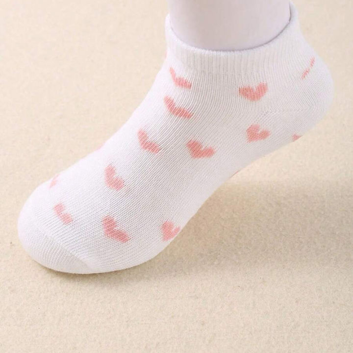 10%20Pairs%20Adorable%20Kid's%20Socks%20-%20Comfortable%20Socks%20Suitable%20for%20Boys%20and%20Girls,%20Featuring%20Stripes%20and%20Heart-Shaped%20Patterns%20-%20Image%204