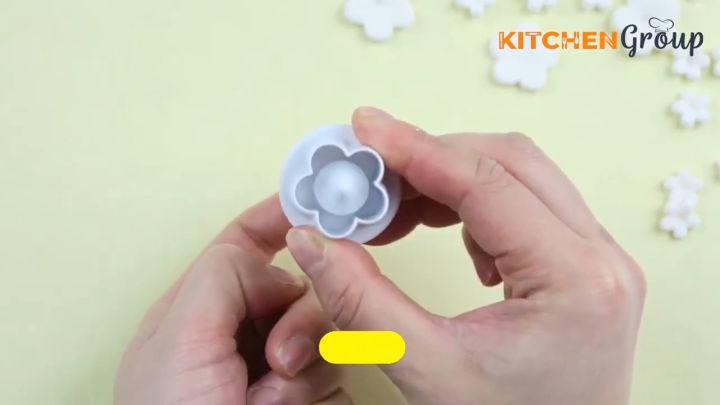 4pcs Little Flower Shape Plastic Plunger Fondant Cutter Set – Cake Decorating Tools