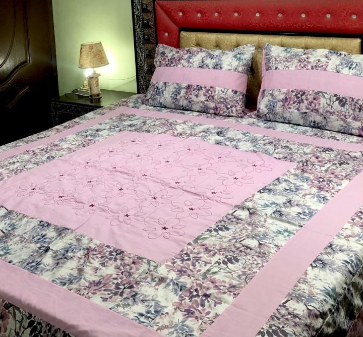 Embroidered%20Patch%20Work%20King%20Size%20BedSheet%20-%20High%20Quality%20-%20Cotton%20Satin%20Double%20Bedsheet%20Embroided%20-%20Ar%20Cart%20-%20Image%205