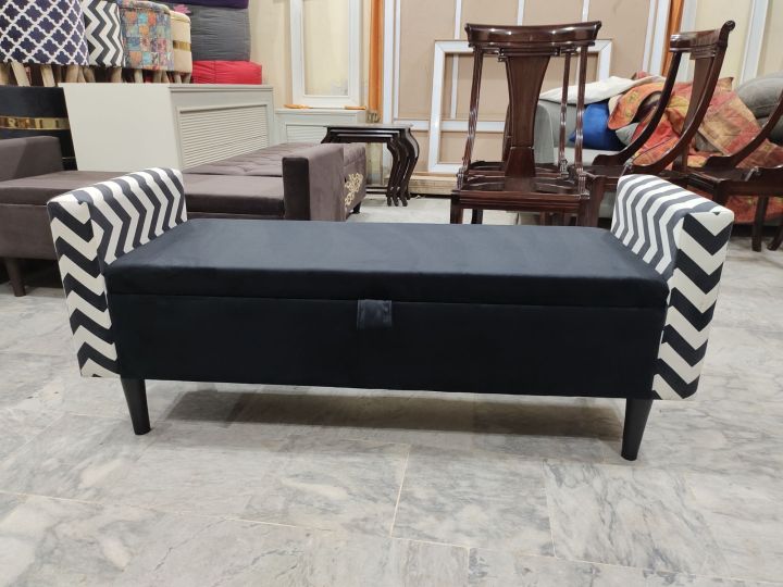 upholstery storage puffy