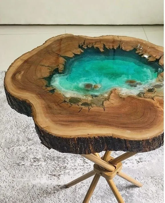 Lavish%20look%20&%20top%20quality%20with%20resin%20art%20colours%20&%20shine%20Wood%20log%20table%2020%20inch%20in%20sea%20view%20theme%20from%20%20sandy%20beach%20to%20deep%20blue%20sea%20-%20Image%202