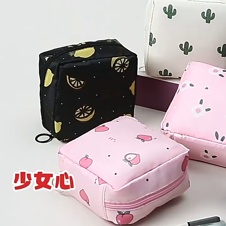 Cute Cartoon Tampon Storage Bag Girls Menstrual Waterproof Portable Makeup Storage Bag Sanitary Napkins Storage Large Capacity Napkin Bag