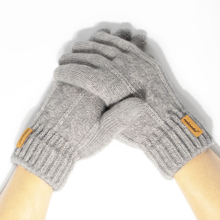 Fashion%20Winter%20Knitted%20Gloves%20for%20Men/Women%20Thick%20Warm%20Big%20Gloves%20for%20Adults%20Touch%20Screen%20winter%20glove%20-%20Image%203