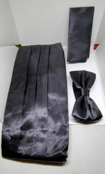 TUXEDO%20BELT%20BOW%20&%20POCKET%20SQUARE%20-%20Image%205