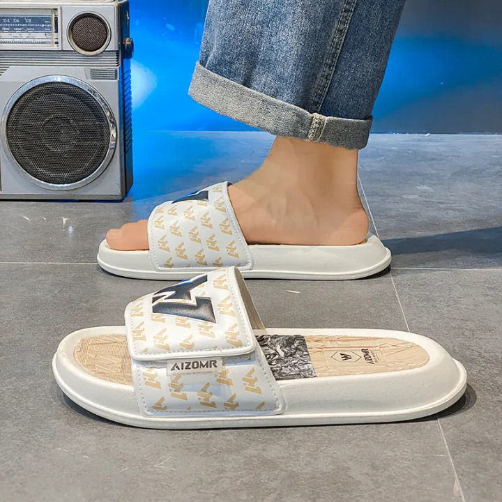 Men's%20Slippers%20Are%20Non-Slip,%20Wear-Resistant,%20Casual,%20Home,%20Outdoor%20Sports,%20Summer%20Trendy%20New%20Fashion%20Men's%20Shoes%20-%20Image%205