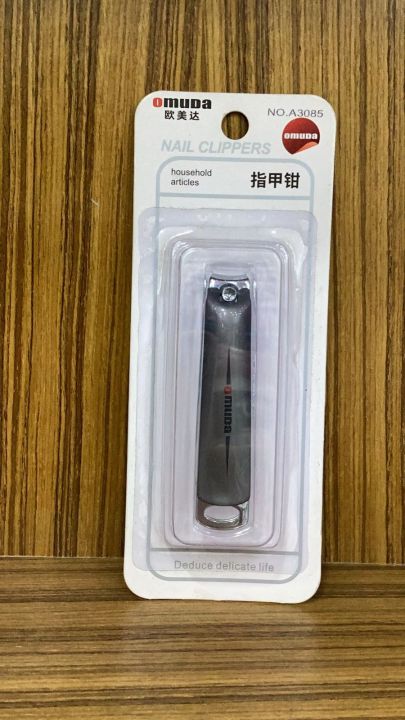 Omuda%20Nail%20Cutter%20%7C%20Stainless%20Steel%20Sharp%20Nail%20Clipper%20%7C%20Manicure%20&%20Pedicure%20Tool%20-%20Image%202