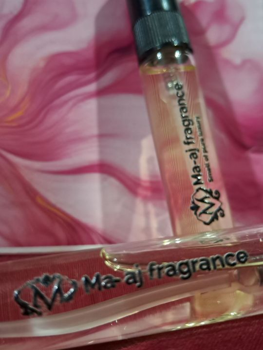 Dior%20Sauvage%20Perfume%205ml%20Glass%20Bottle%2095%25%20Similar%20%20Smell%20From%20Ma-aj%20fragrance%20-%20Image%205