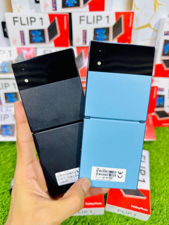 Itel%20Flip%201%20%7C%202.4"%20Display%20Big%20LCD%20%7C%20Dual%20SIM%20%7C%201200mAh%20Battery%20%7C%20King%20Voice%20%7C%20Slim%20Stylish%20Flip%20Feature%20Phone%20%7C%202000%20Contacts%20&%20100%20Messages%20Memory%20%7C%20Bluetooth%20Calling%20Wireless%20FM%20Radio%20%7C%20Type-C%20Charging%20Support%20-%20Image%206