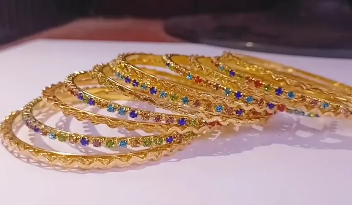 11 Pcs Multi Color Stone Metal Churi Set for Women | Gold Plated Party ...