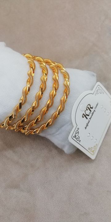 New%20Gold%20Plated%204%20pcs%20bangles%20-%20Image%203