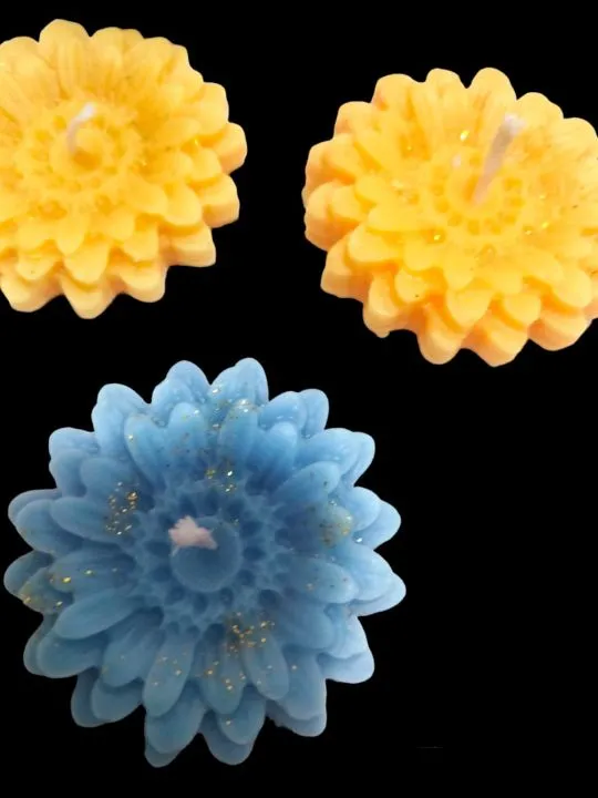 (PACK%20OF%2010)%20%20SUNFLOWER%20SHAPE%20CANDLE/%20MULTICOLOR%20/%20SUNFLOWER%20CANDLES/%20TEA%20LIGHT%20CANDLES%20-%20Image%206