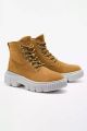 GREYFIELD BOOT WHEAT NUBUCK. 