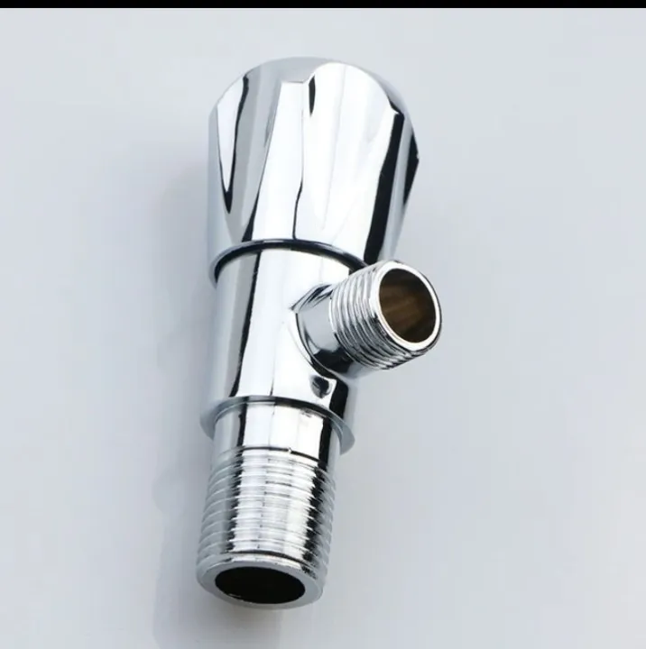 Stainless%20Steel%20Angle%20Valves,%20For%20Water%20Fitting,%20Material%20Grade:%20SS304%20-%20Image%202