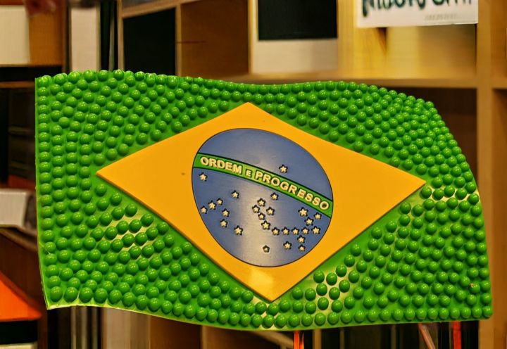 Non-slip Mat Car Dashboard Sticky Mat Brazil Logo 01 piece
