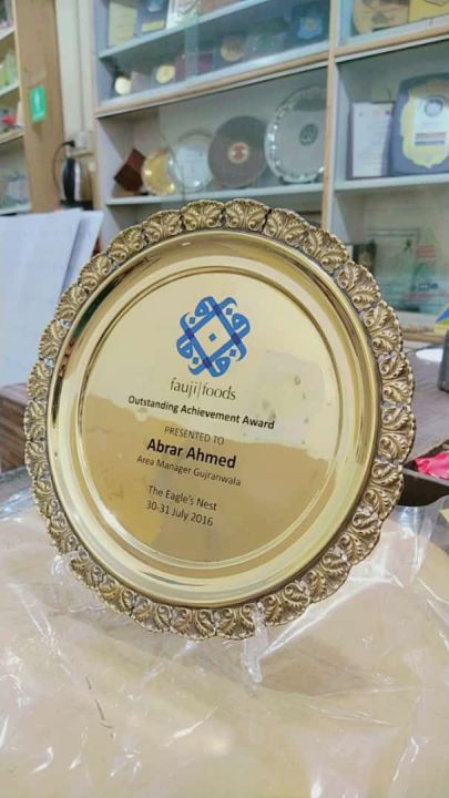 Brass%20Shield%20Plate%20Souvenir%20-%20Image%203