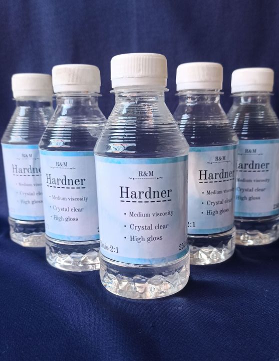 Imported%20super%20clear%20resin%20art%20epoxy%20,%20750%20ml%20Crystal%20Clear%20%20%20epoxy%20resin%20liquid%20set%20(ratio%202:1%20)%20%20,Medium%20viscosity%20R&M%20Epoxy%20Resin%20,resin%20art%20accessories%20-%20Image%203