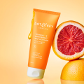 Dot & Key Vitamin C + E Gel Face Wash for Glowing Skin 100ml. 