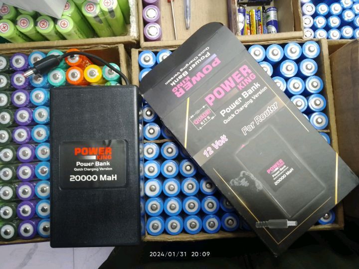 12%20volt%20%20power%20bank%20with%20FREE%20adapter%202.5%20amp%20for%2012%20volt%20Modem%20Router%20%20by%20sovo%20Guranted%20backup%20,Router%20,%20Modem%20UPS%20,%204%20to%206%20Hour%20back%20,%20stylish%20desinge%20,by%20only%20on%20FH%20store%20-%20Image%202