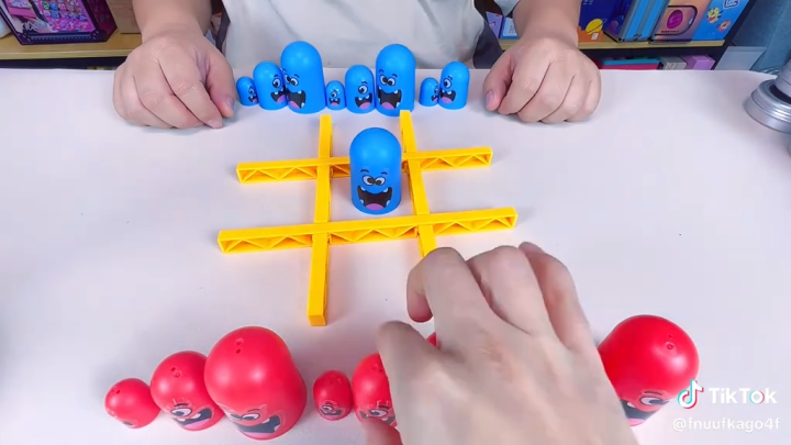 Gobble! 4-Bracket Tic Tac Toe Battle Game - Portable Indoor/Outdoor Party Fun for Kids & Adults - Pakistan's Viral TikTok Challenge
