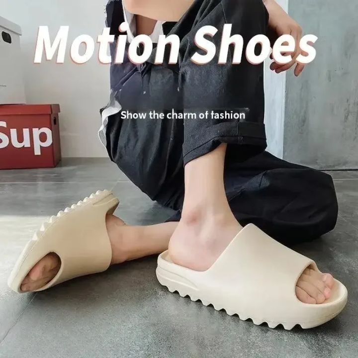 New%20Coconut%20Slippers%20Cloud%20Thick-soled%20Sandals%20Summer%20Fashion%20Soft%20Bottom%20Beach%20Men%20Slippers%20Women's%20Sandals%20EVA%20Slides%20-%20Image%203