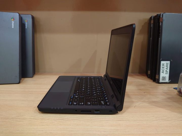 Dell 3150 Laptop 8GB Ram 128GB SSD + 250GB Hard  Windows 10