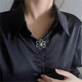 2pairs Waist Metal Flower Adjustable Tighten Invisibility Decoration Couple Buckles Pants Skirts Size Change From Large To Small. 