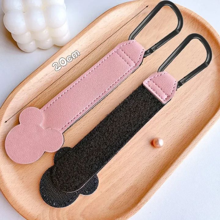 1/2pcs%20Baby%20Stroller%20Hooks%20Clips%20PU%20Leather%20Rotatable%20Cart%20Organizer%20Pram%20Hook%20Pram%20Rotate%20360%20Degree%20Stroller%20Accessories%20-%20Image%204