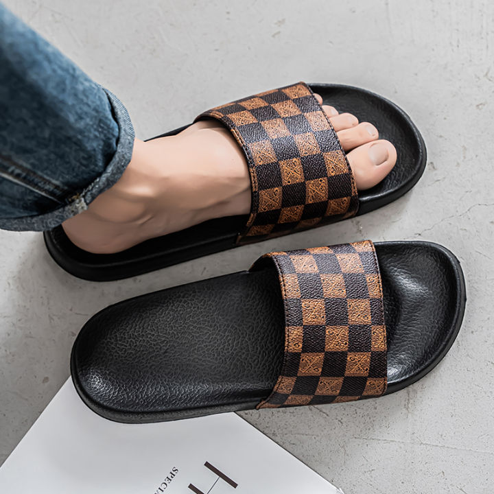 Men's%20Slippers%202025%20Summer%20Outer%20Wear%20Men's%20Non-Slip%20Anti-Odor%20Casual%20Outdoor%20Beach%20Slippers%20-%20Image%205