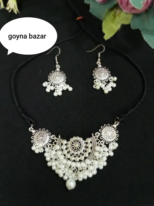 Indian%20Necklaces%20Jewelry%20for%20Women%20Gold%20Plated%20Zirconia%20Stone%20Fashionable%20And%20Stylish%20Women's%20Necklace%20Set%20-%20Image%203