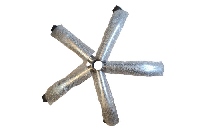 Office%20revolving%20chair%20steel%20base%20with%20wheel%20-%20Image%203