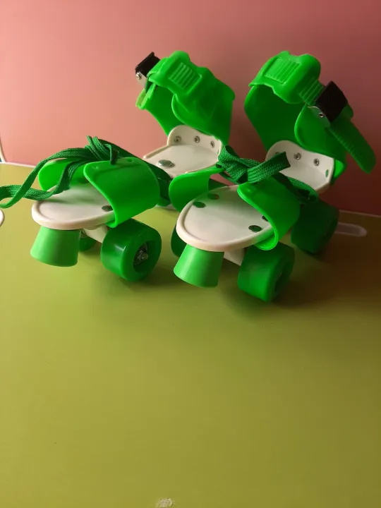 Inline%20Roller%20Skate%20Shoes%20With%20Brake%20For%204-14%20Years%20Kids%20-%20Image%203