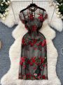 Woman Embroidery Floral Mesh Fashion Dress Chinese Style Short Sleeve Split Hollow Out Cheongsam New Gauze Sheer Dress.