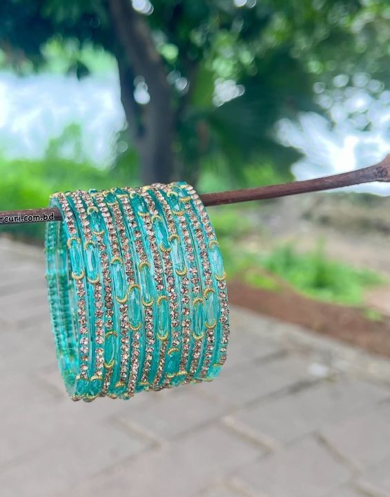 Women%E2%80%99s%20Glass%20Bangle%20Set%20%E2%80%93%20Indian%20Traditional%20Colorful%20Kacher%20Churi%20(ak%20box%20e%206%20Dozen%20thake%20%E0%A7%B31700)%20-%20Image%205