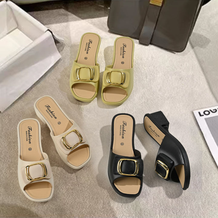 Women's%20Versatile%20Summer%20Sandals%20-%20Fashion%20Thick%20Sole%20Flip%20Flops,%20Non-Slip%20Durable%20Outdoor%20Slides%20for%20Beach/Street%20Wear%20-%20Image%206