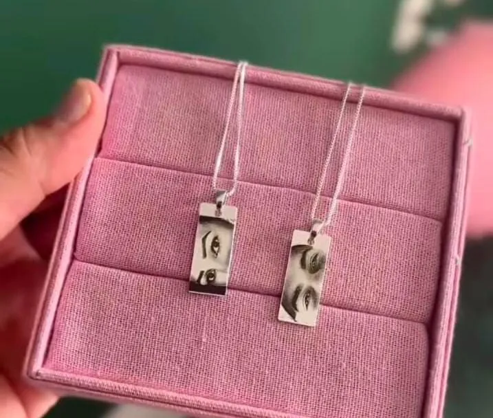 Cusomized%20Eyes%20Sketch%20Locket%20With%20premium%20Quality%20Engraving%20and%20Material%20Best%20Gift%20with%20Gift%20box%20-%20Image%202