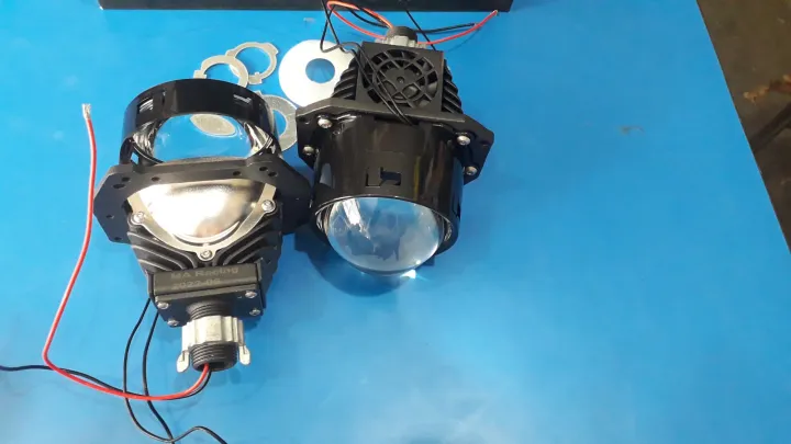 PROJECTOR%20LIGHT%20(%20LED)%20FOR%20CAR%20-%20Image%206