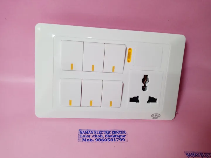 6%20Gang%20switch%20+%20Socket%20Size%203/5%20-%20Image%202
