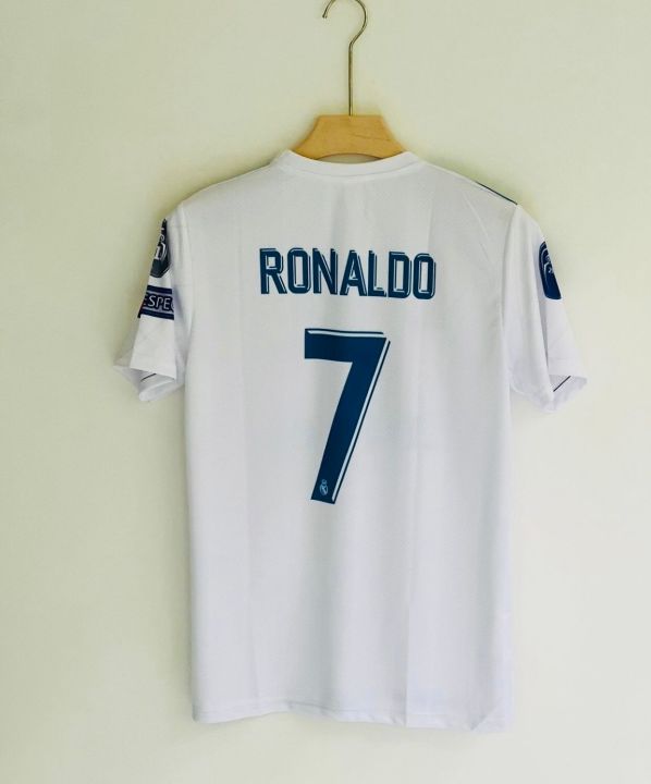 Cristiano%20Ronaldo%20Real%20Madrid%202018%20Final%20Retro%20Kit%20Half%20Sleeve%20Jersey%20-%20Image%202