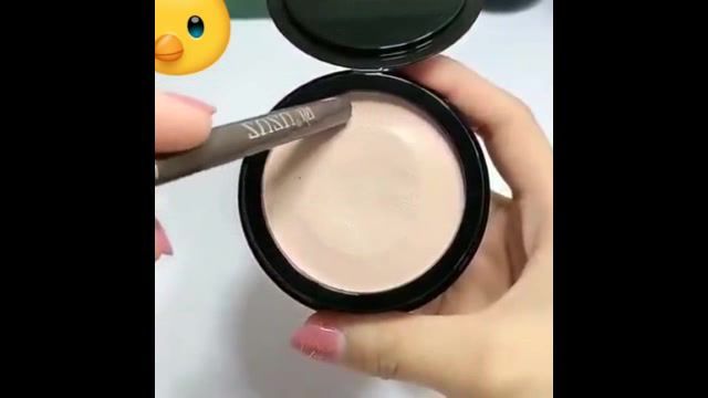 Qilalyl%20Water%20Glow%20Beauty%20Combo%20CC%20Cream%20-%20Image%203