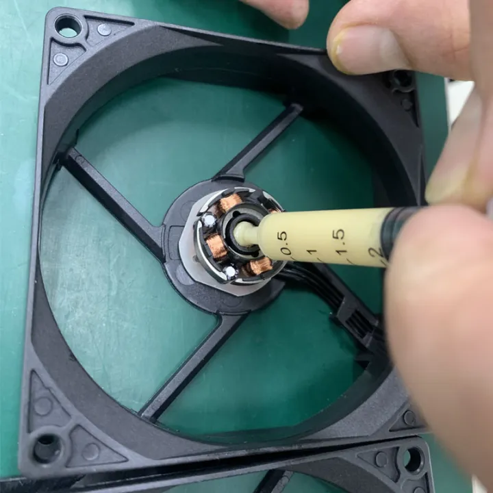 2ML%20CPU%20Fan%20Bearing%20Lubricant%20High%20Temperature%20Resistant%20CPU%20Cooler%20Oils%20For%20Roller%20Skate%20Drift%20Board%20Skateboard%20Repair%20Grease%20-%20Image%203