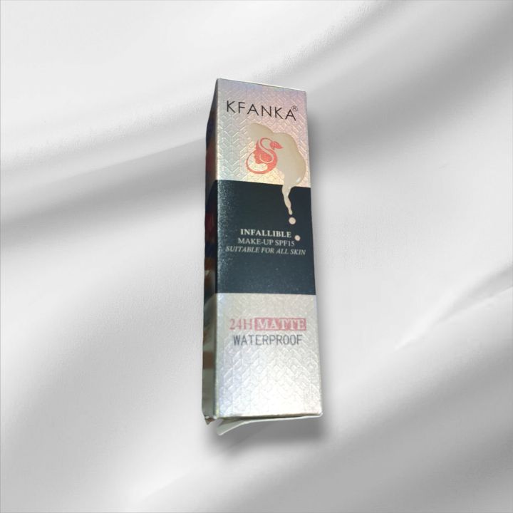 Kfanka%20makeup%2024Hr%20matte%20foundation%20with%20SPF%2015%20-%20Image%202