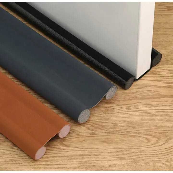 Door%20Gap%20Bottom%20Sealing%20Strip%20for%20Noise,%20Dust,%20and%20Insect%20Protection%20%E2%80%93%20Weatherproof%20Draft%20Stopper%20for%20Home%20&%20Office%20-%20Image%204