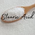 Stearic Acid 99.5% Purity. ( 100 gm ), Made in China..