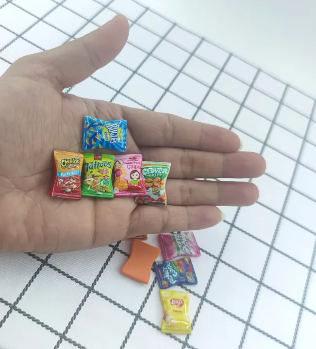 10PCS/Lot%201/6%20Scale%20Dollhouse%20Miniature%20Resin%20Chips%20Model%20Mini%20Snack%20for%20Doll%20House%20Decor%20Toys%20Accessories%20-%20Image%202